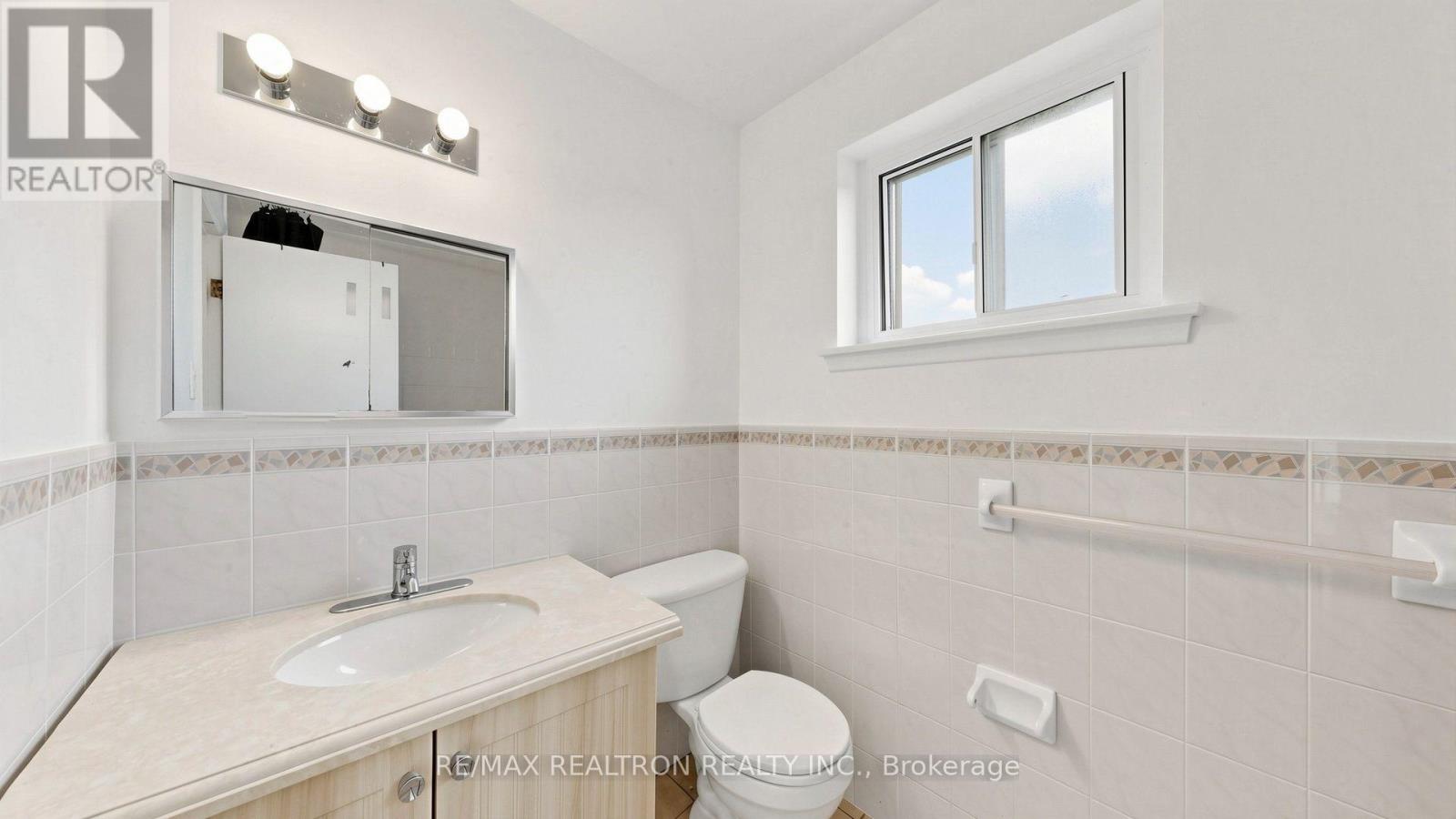 23 Lesgay Crescent, Toronto, Ontario  M2J 2H9 - Photo 42 - C13837480