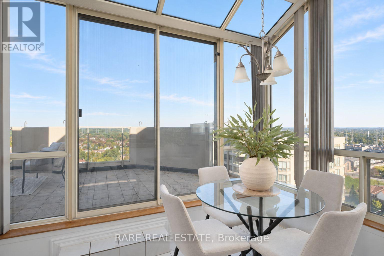 Thp29 - 1880 Valley Farm Road, Pickering, Ontario  L1V 6B3 - Photo 11 - E13837506