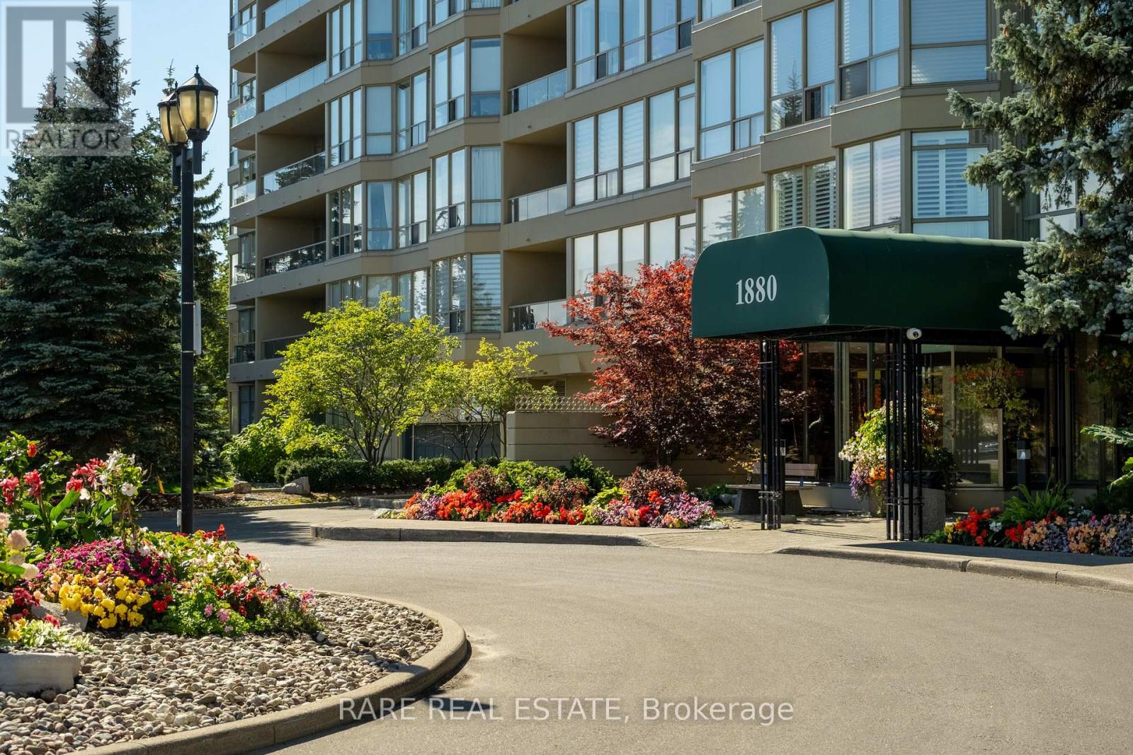 Thp29 - 1880 Valley Farm Road, Pickering, Ontario  L1V 6B3 - Photo 41 - E13837506