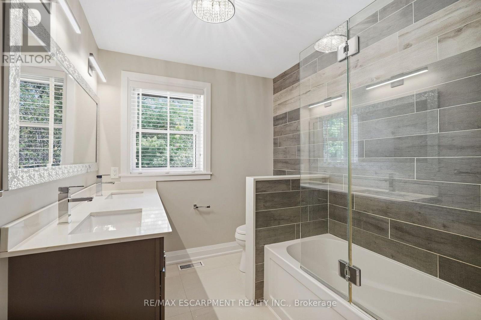 Main - 707 King Road, Burlington, Ontario  L7T 3K5 - Photo 11 - W13837446