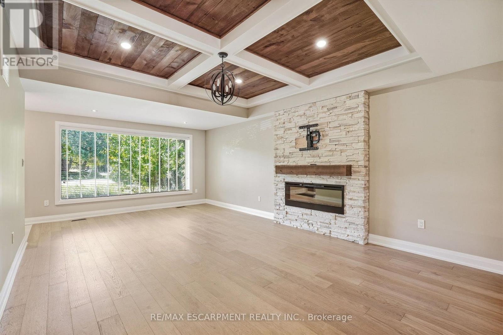 Main - 707 King Road, Burlington, Ontario  L7T 3K5 - Photo 4 - W13837446