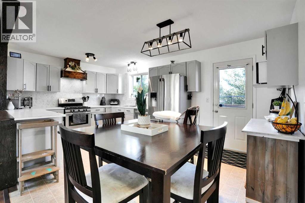 106 Strathaven Bay