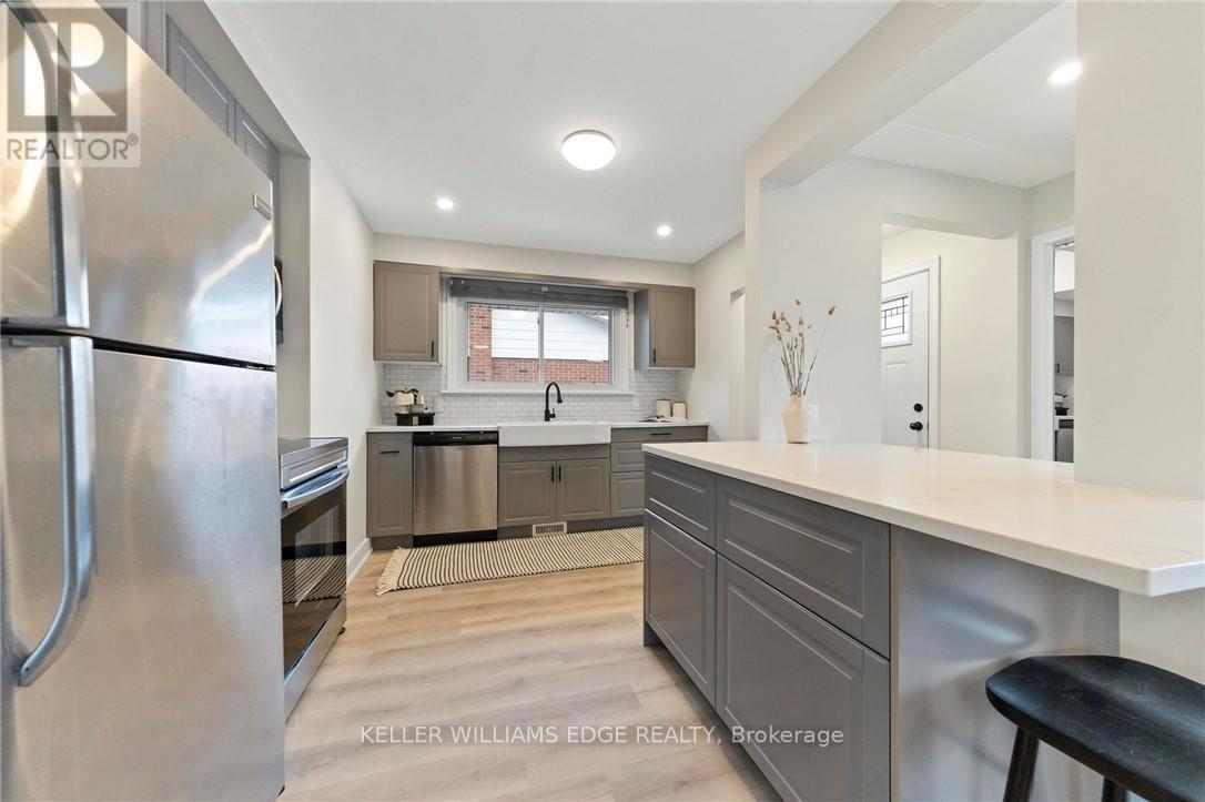 1 - 627 Upper Ottawa Street, Hamilton, Ontario  L8T 3T4 - Photo 5 - X13837498