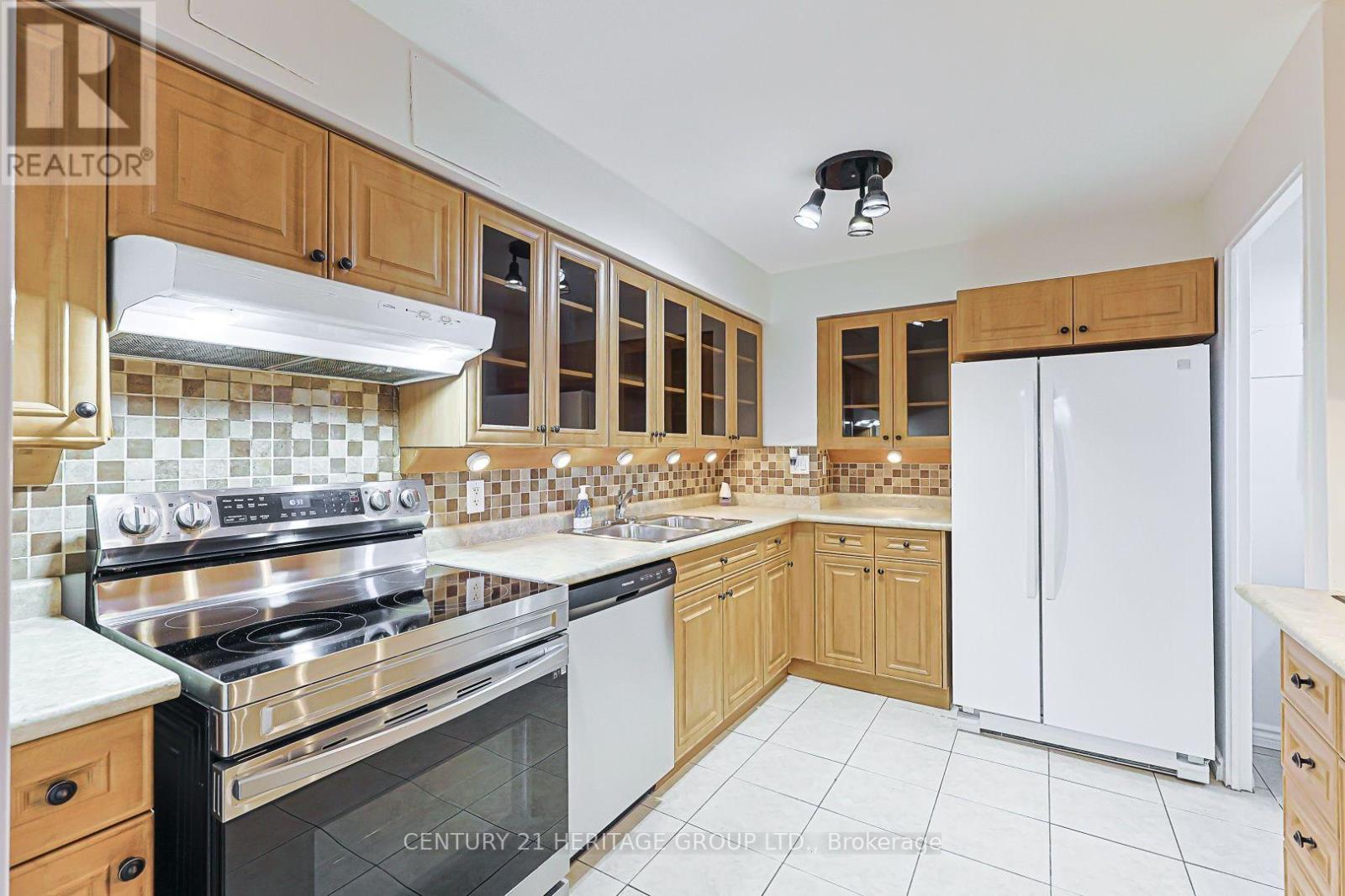 502 - 1 Royal Orchard Boulevard, Markham, Ontario  L3T 3C2 - Photo 12 - N13835286