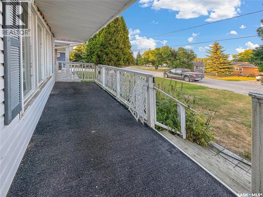 804 Thompson Street, Whitewood, Saskatchewan  S0G 5C0 - Photo 2 - SK049662