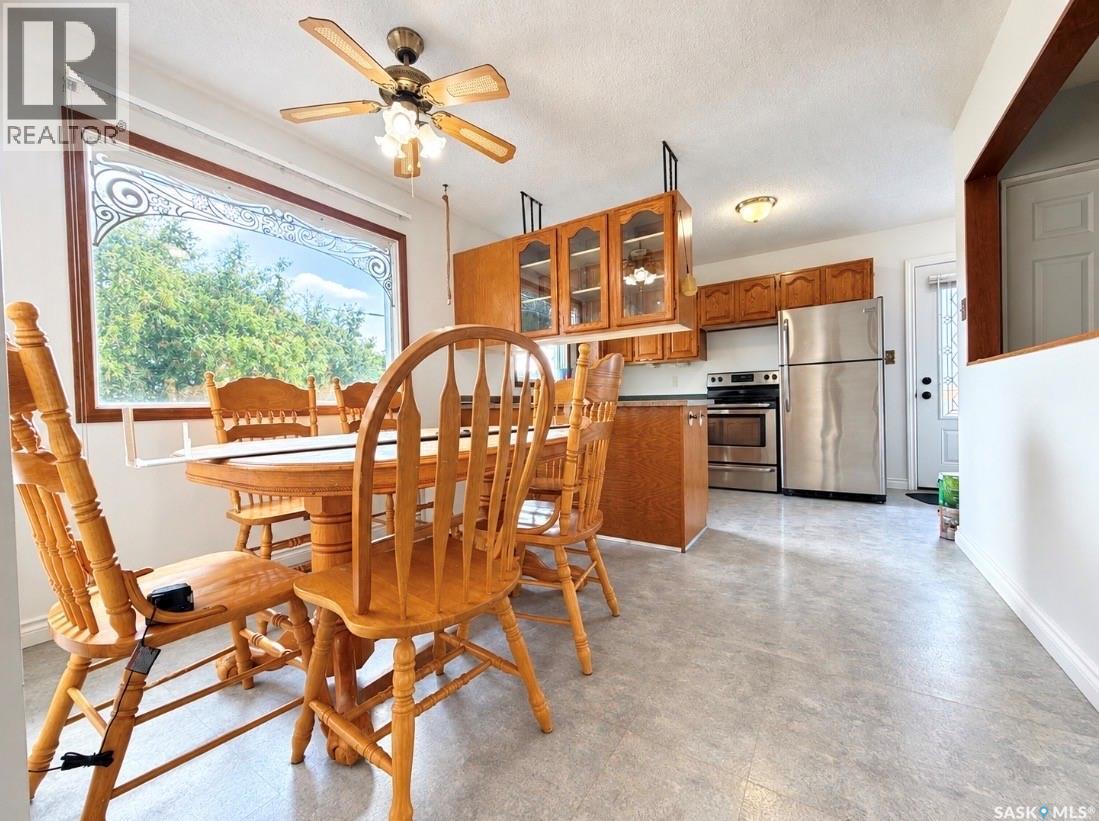 804 Thompson Street, Whitewood, Saskatchewan  S0G 5C0 - Photo 6 - SK049662