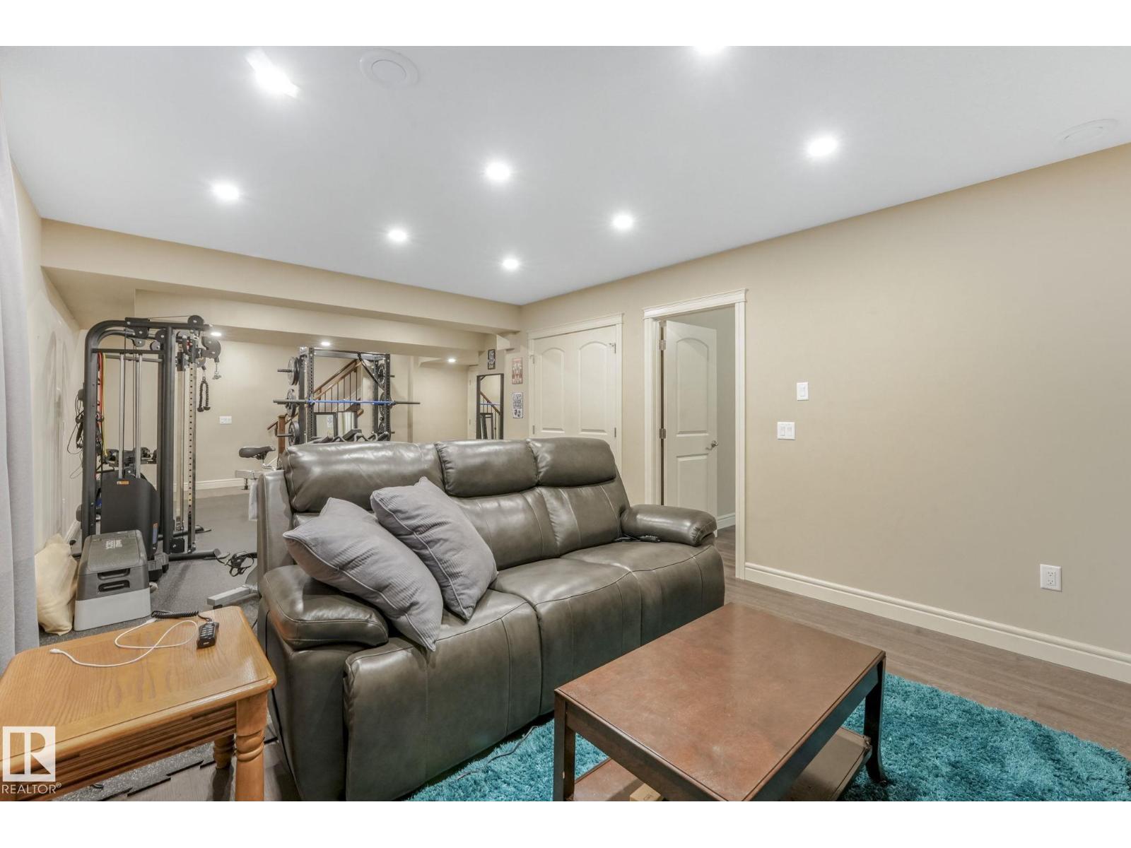 1110 ALLENDALE CR