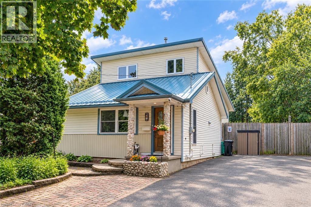 35 Perth Road, Kitchener, Ontario  N2M 3G6 - Photo 2 - 40867086