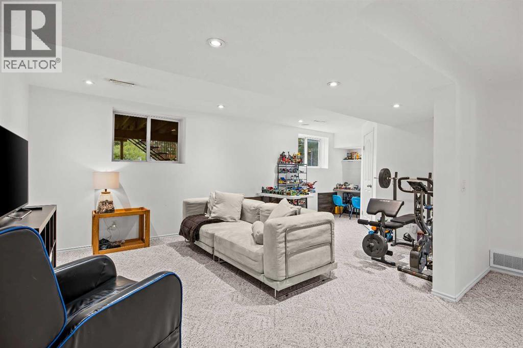 296 Hidden Ranch Circle NW, Calgary, Alberta  T3A 5R2 - Photo 40 - A2348654