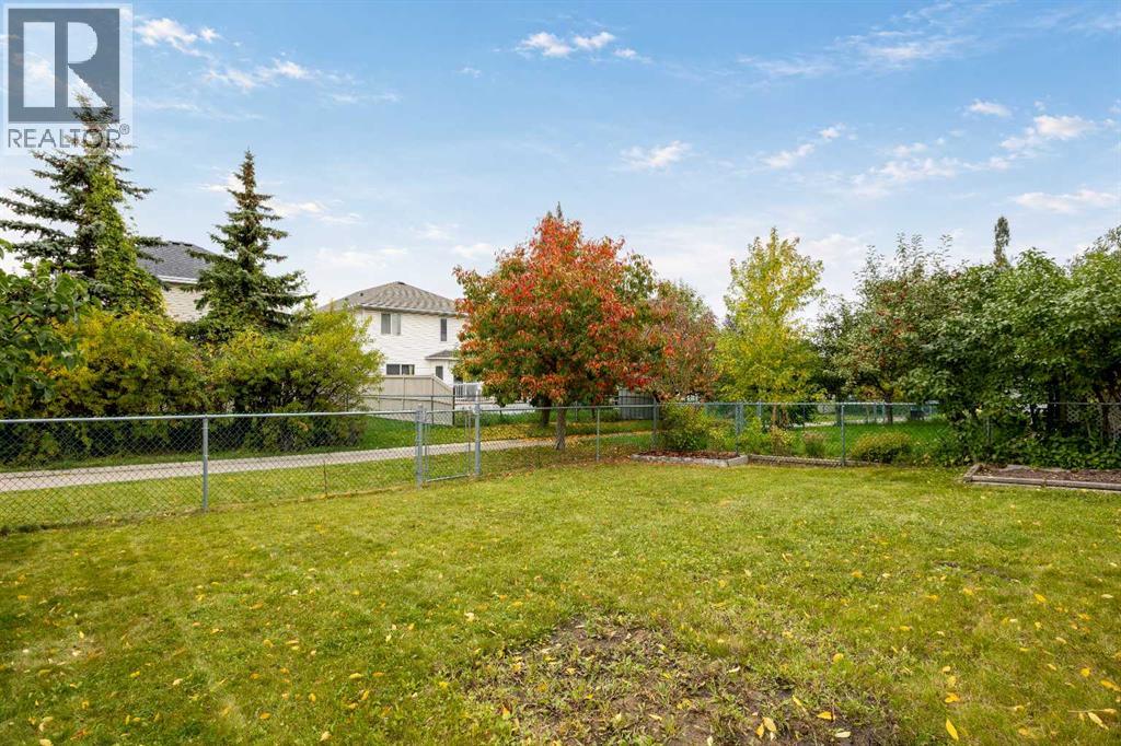 296 Hidden Ranch Circle NW, Calgary, Alberta  T3A 5R2 - Photo 11 - A2348654