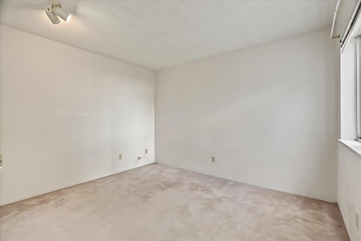 201 13863 100 Avenue, Surrey, British Columbia  V3T 5P5 - Photo 27 - R3156325