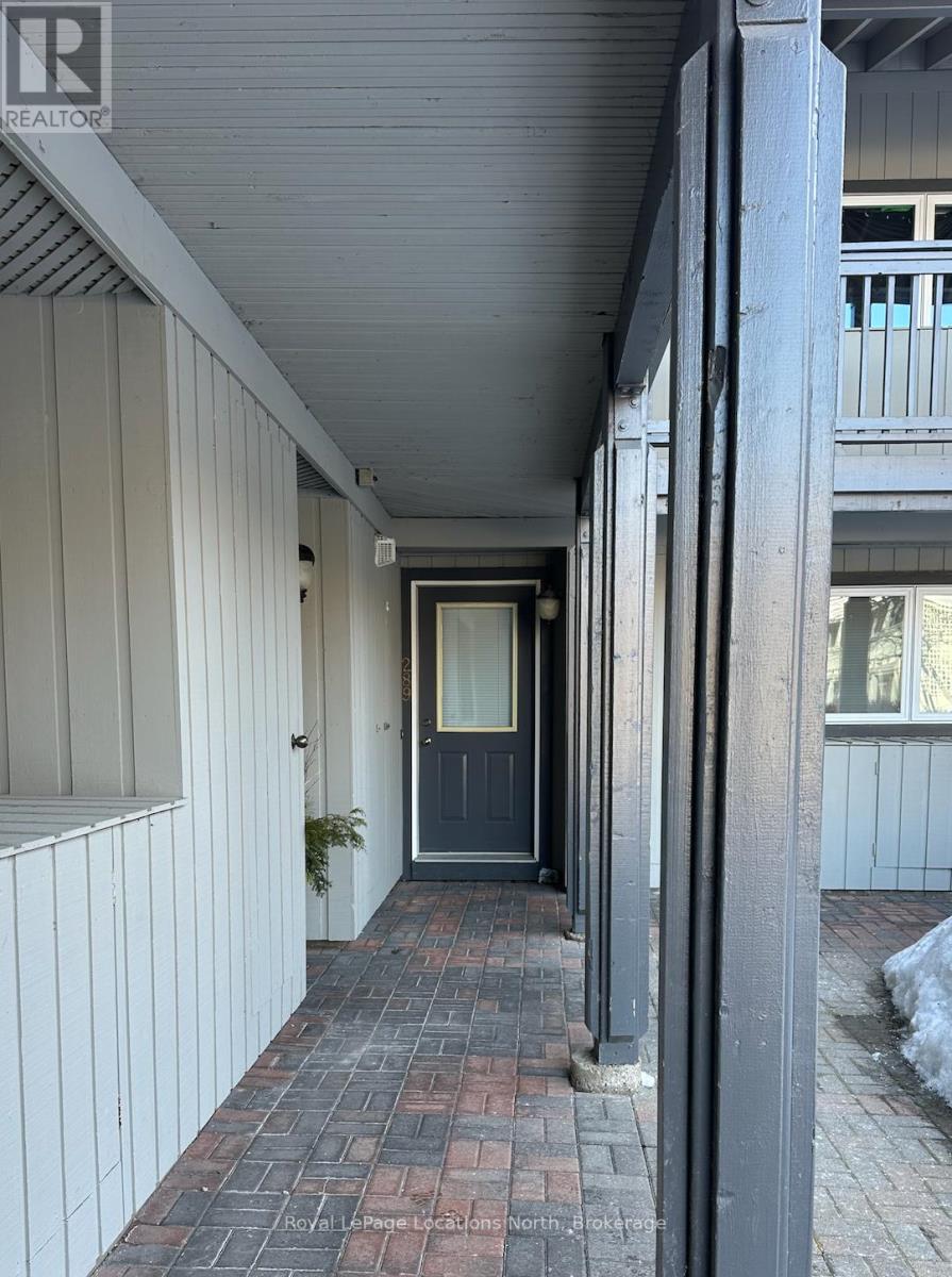 289 Mariners Way, Collingwood, Ontario  L9Y 5C7 - Photo 1 - S13837540