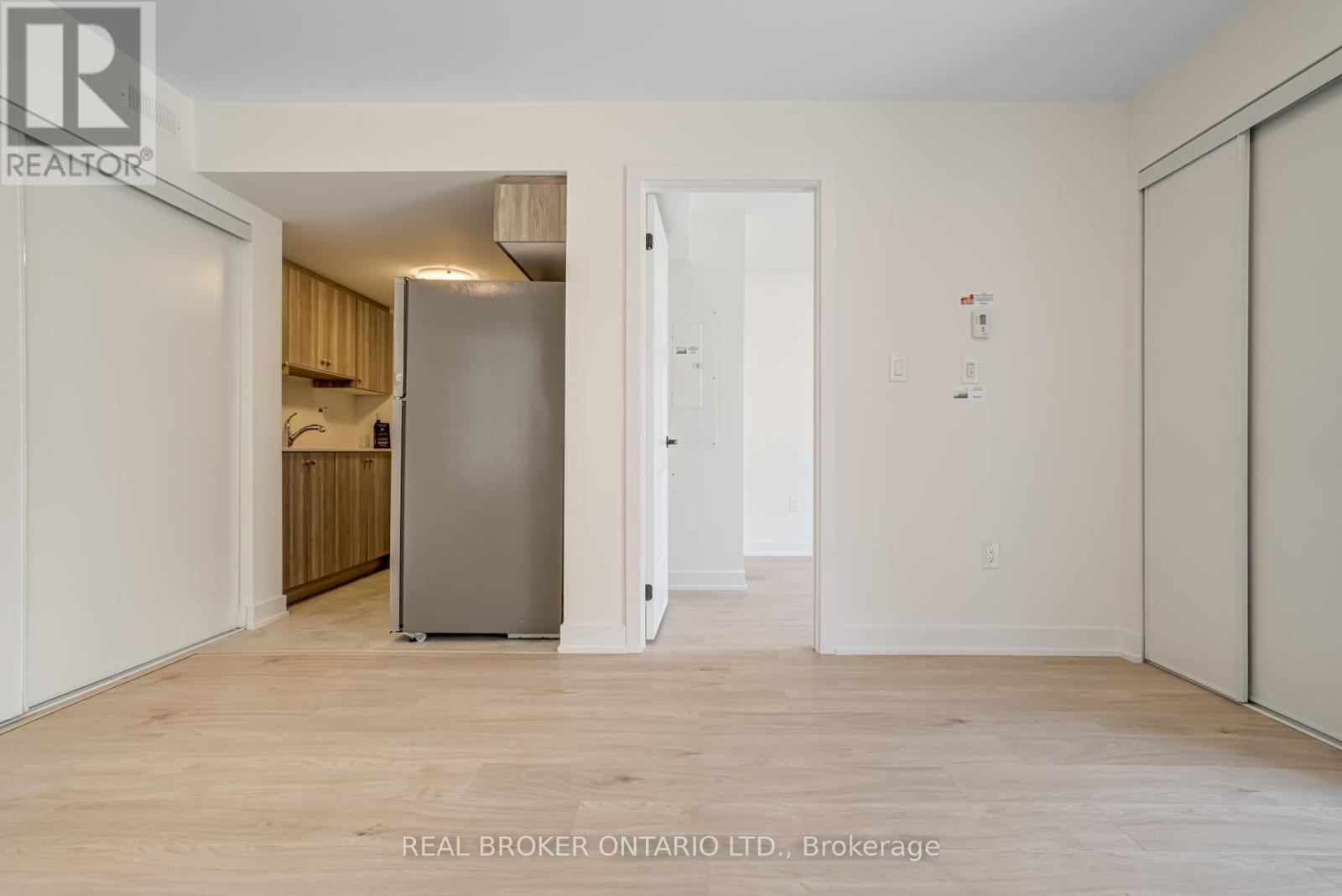 6 - 32 Wagon Lane N, Barrie, Ontario  L9J 0T7 - Photo 18 - S13837526