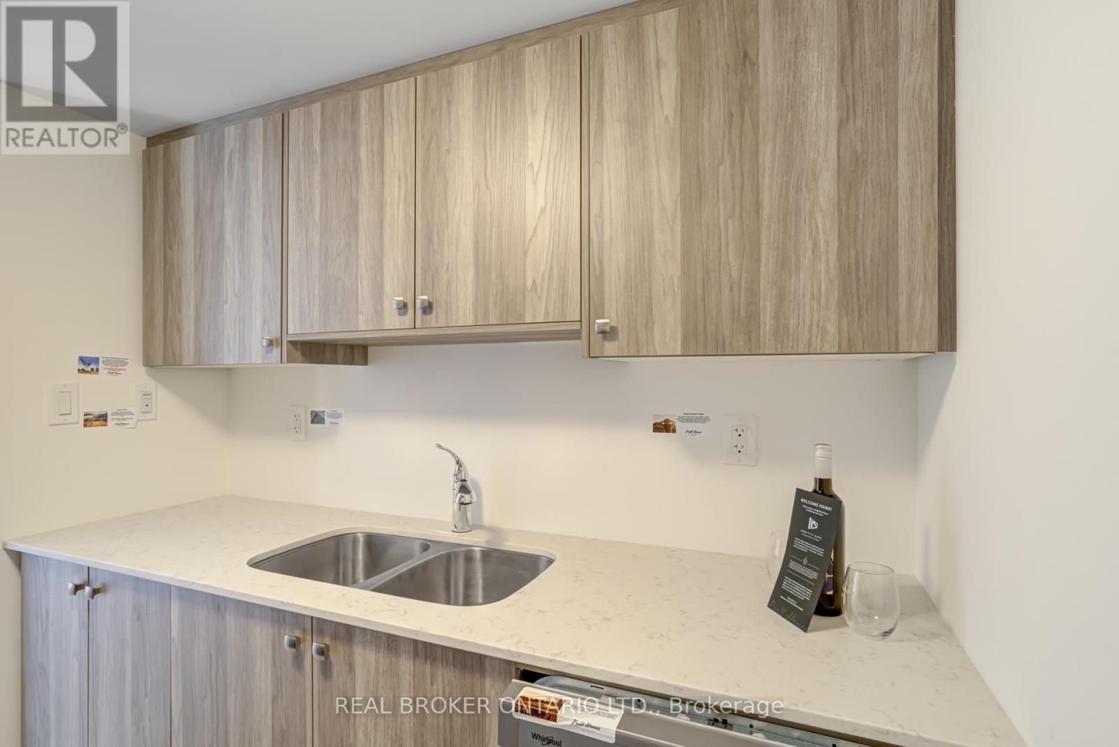6 - 32 Wagon Lane N, Barrie, Ontario  L9J 0T7 - Photo 24 - S13837526