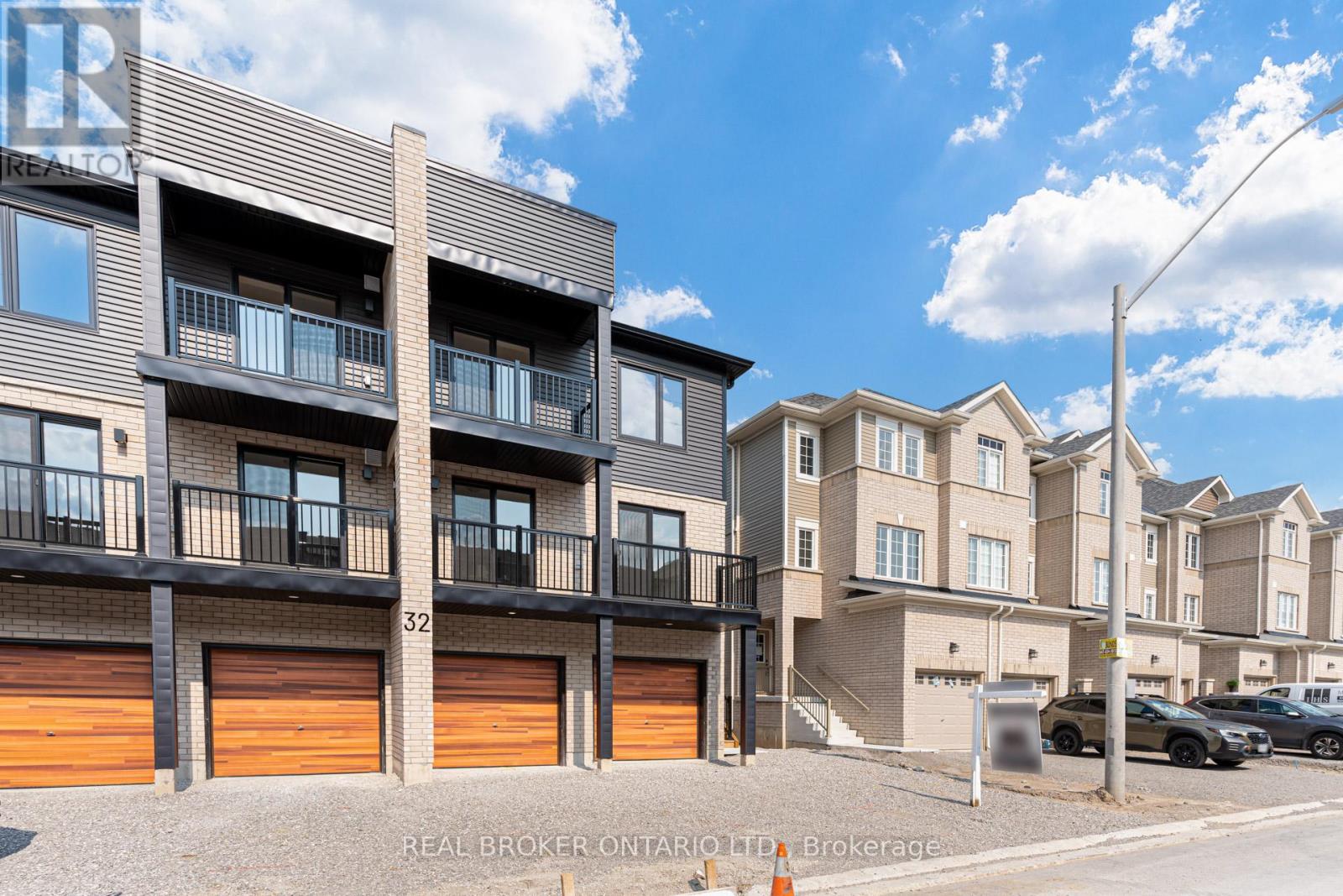 6 - 32 Wagon Lane N, Barrie, Ontario  L9J 0T7 - Photo 4 - S13837526