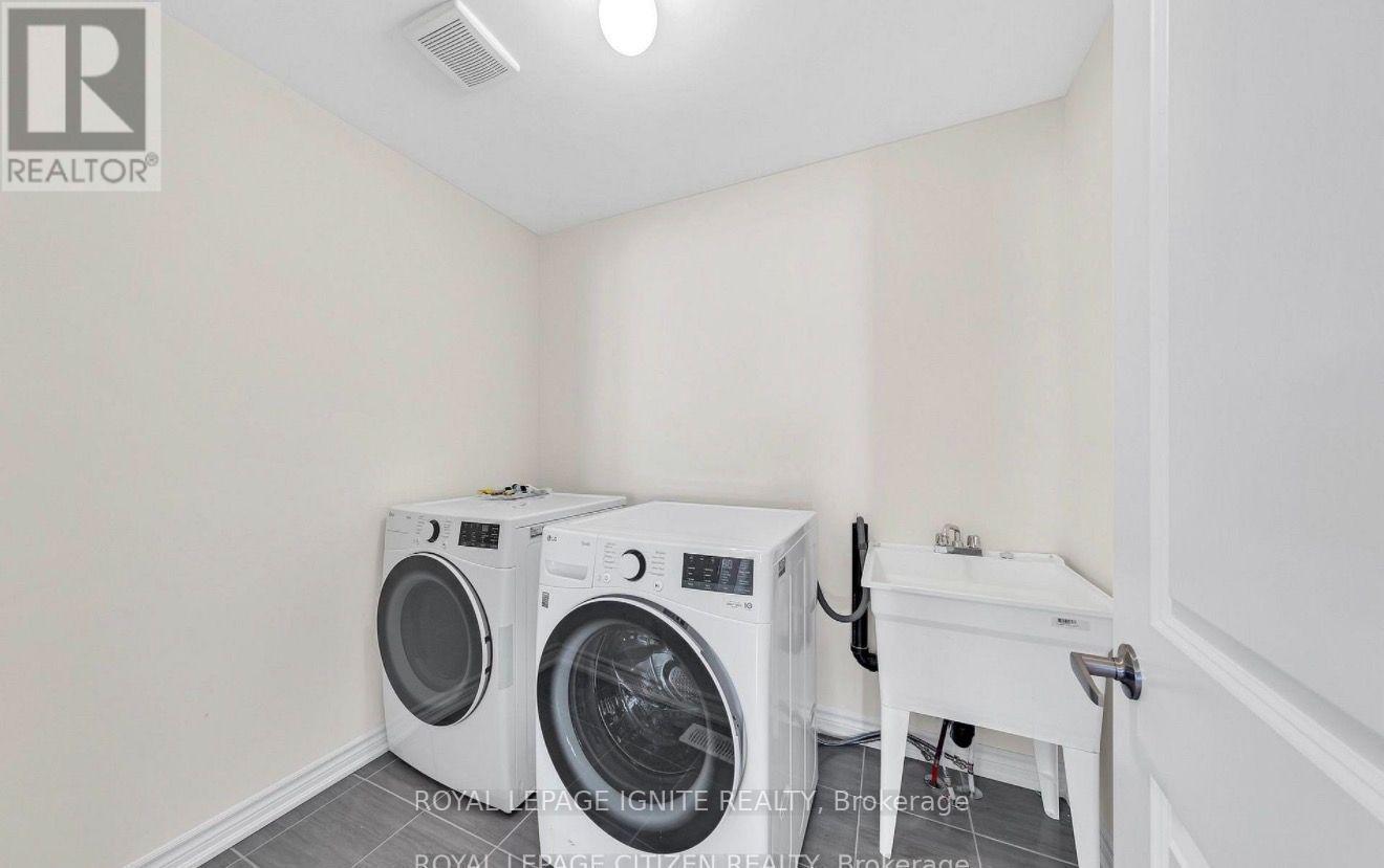 1151 Skyridge Boulevard, Pickering, Ontario  L1X 0M4 - Photo 32 - E13832812
