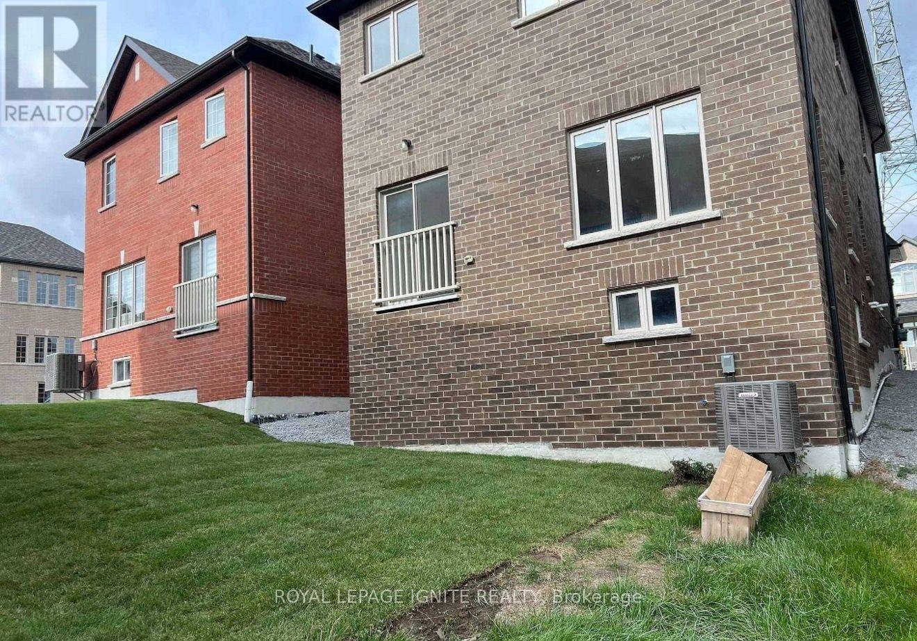 1151 Skyridge Boulevard, Pickering, Ontario  L1X 0M4 - Photo 41 - E13832812