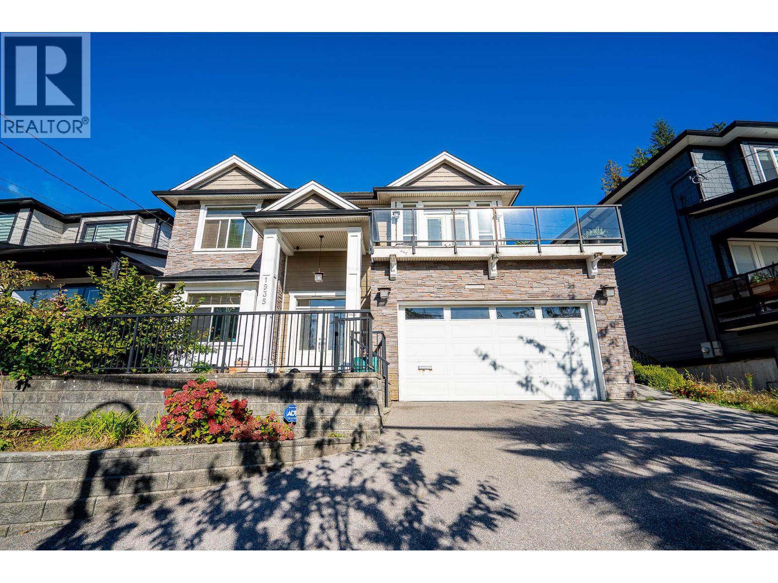 1935 BRUNETTE AVENUE, Coquitlam, British Columbia