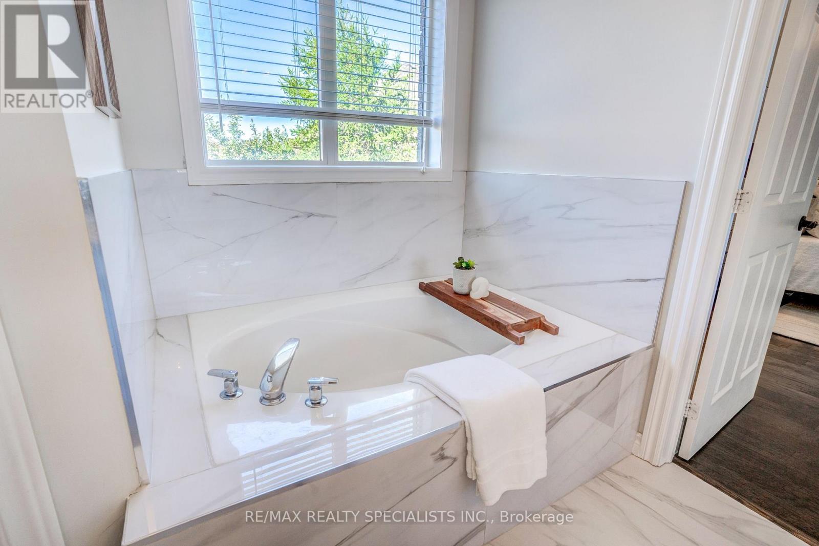 7 Kingspoint Circle, Hamilton, Ontario  L8E 6C5 - Photo 24 - X13832302