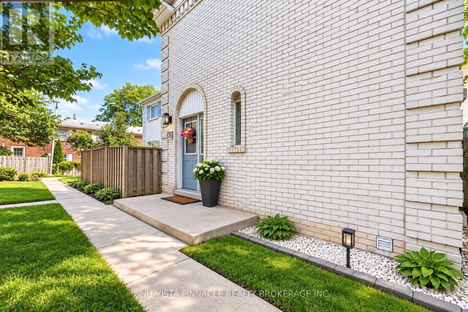 13 - 370 Homestead Court, London North, Ontario  N6G 2E9 - Photo 2 - X13725290