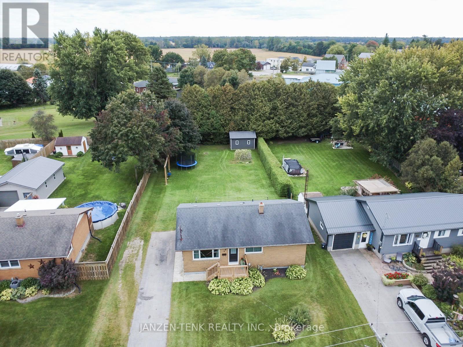 9 James Court, Norfolk, Ontario  N0J 1E0 - Photo 5 - X13833712