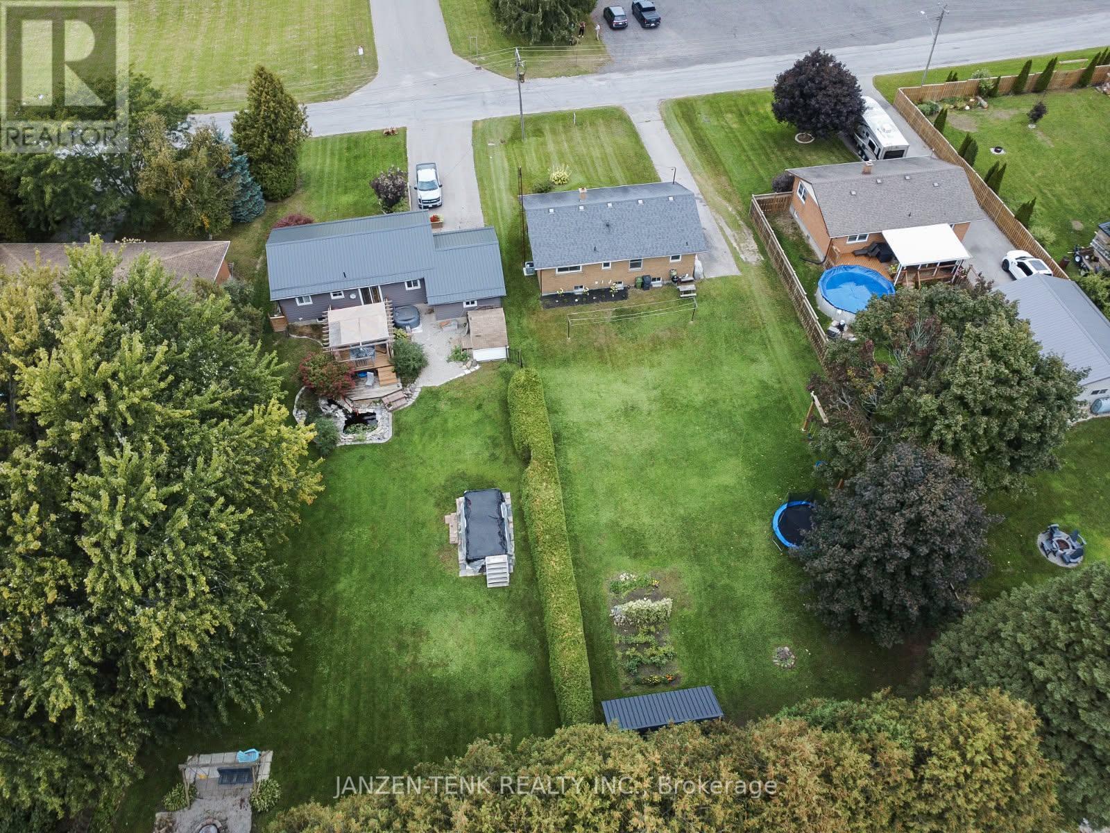 9 James Court, Norfolk, Ontario  N0J 1E0 - Photo 48 - X13833712