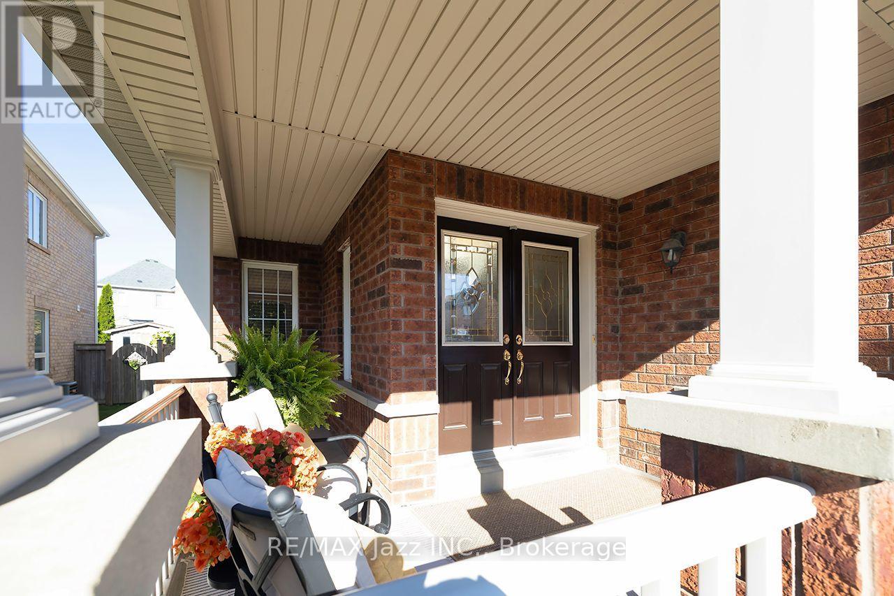 1546 Rorison Street, Oshawa, Ontario  L1K 0K1 - Photo 3 - E13837562