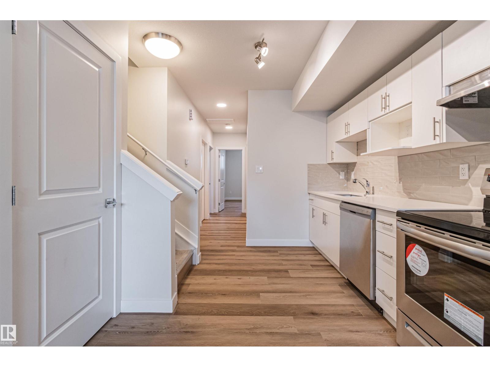 12117 85 ST NW