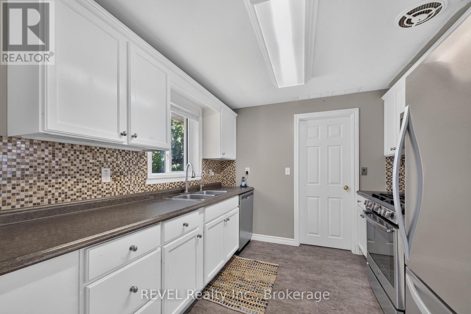 315 Park Avenue W, Haldimand, Ontario  N1A 1M7 - Photo 10 - X13837566
