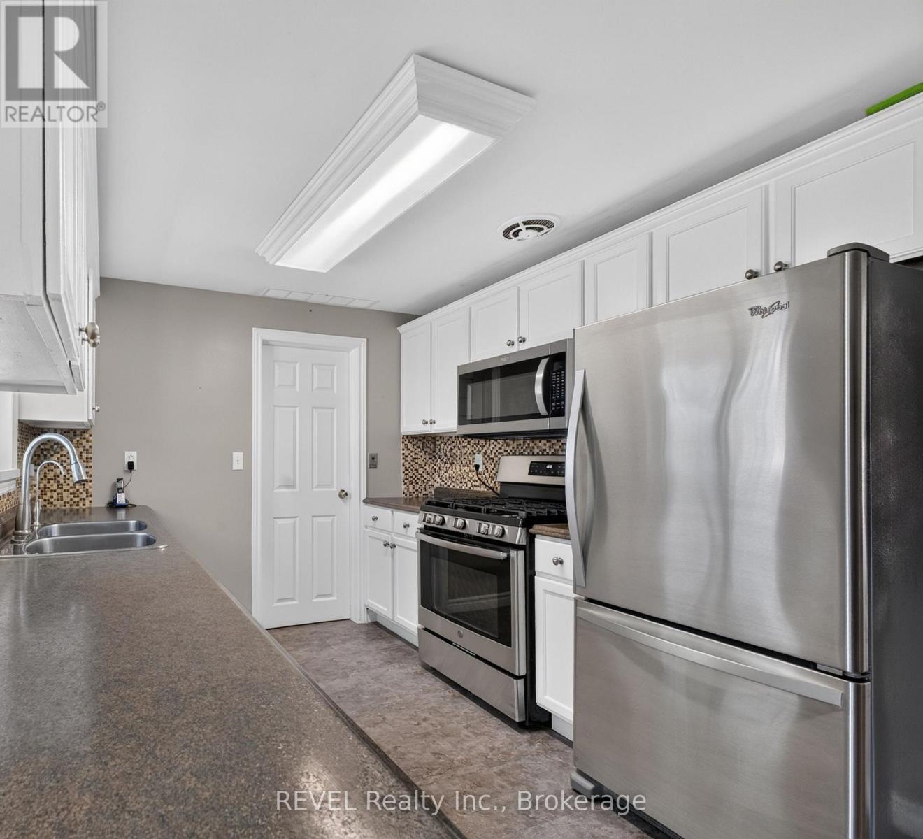 315 Park Avenue W, Haldimand, Ontario  N1A 1M7 - Photo 11 - X13837566