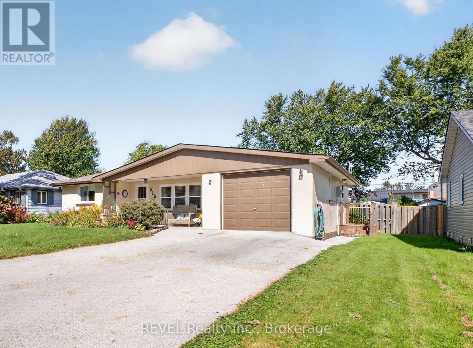 315 Park Avenue W, Haldimand, Ontario  N1A 1M7 - Photo 5 - X13837566