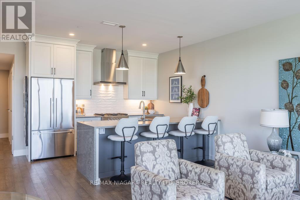 302 - 57 Lakeport Road, St. Catharines (Port Dalhousie), Ontario  L2N 4P6 - Photo 8 - X13837580