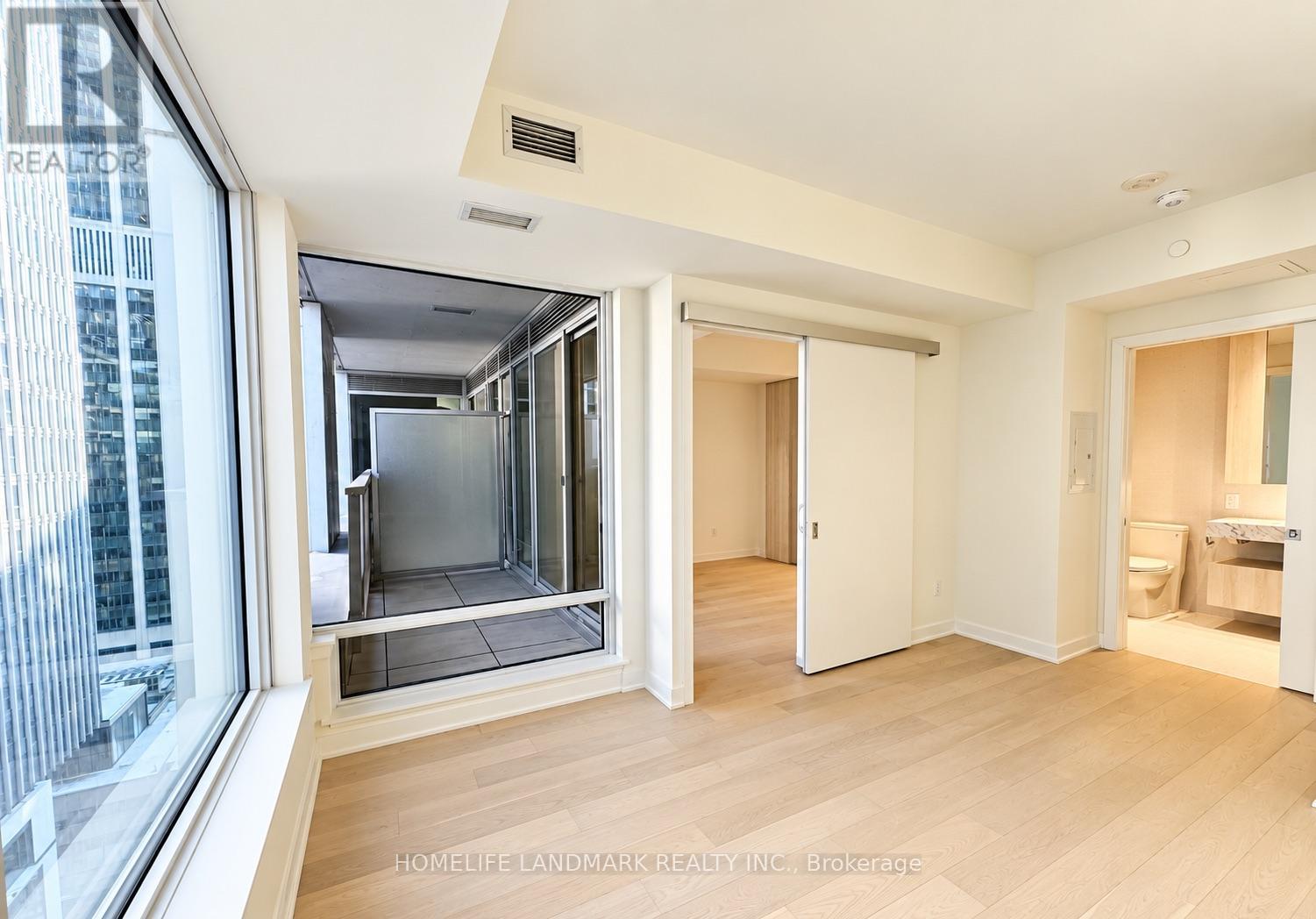 1007 - 11 Yorkville Avenue, Toronto, Ontario  M4W 0B7 - Photo 4 - C13837574
