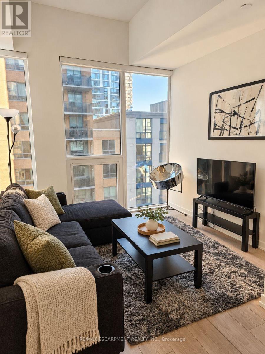 1010 - 82 Dalhousie Street, Toronto, Ontario  M5B 0C5 - Photo 4 - C13837592