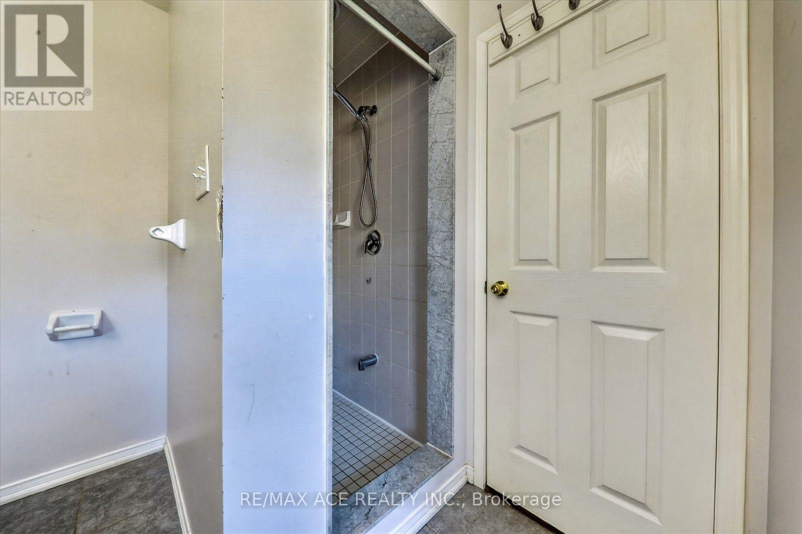 39 Skelton Crescent, Ajax, Ontario  L1Z 1R4 - Photo 28 - E13837604