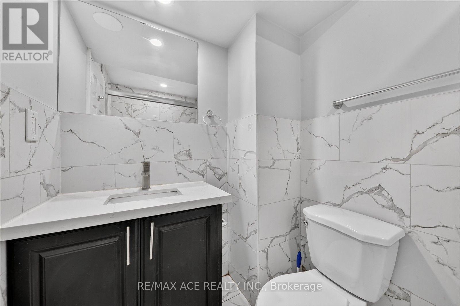 39 Skelton Crescent, Ajax, Ontario  L1Z 1R4 - Photo 46 - E13837604
