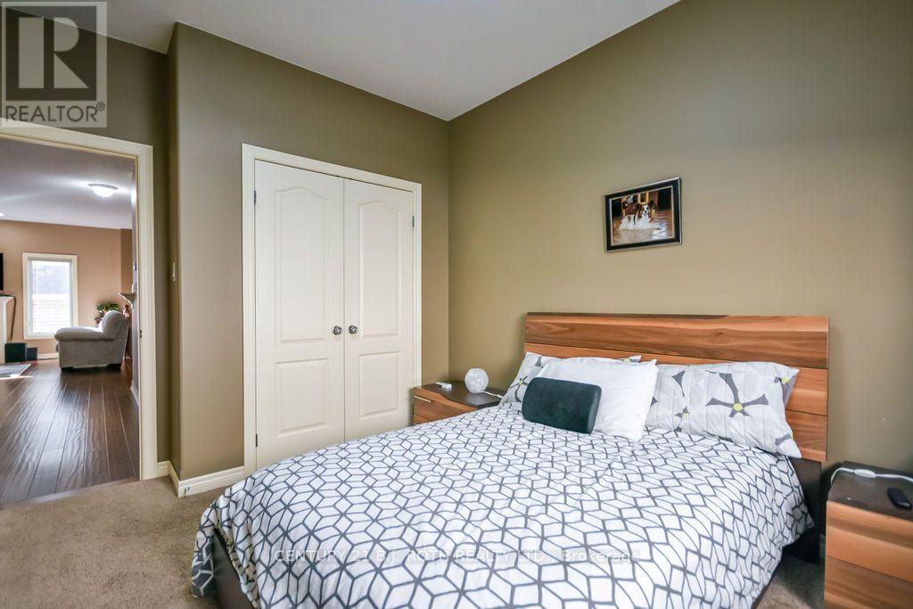 21 Armeda Clow Crescent, Essa, Ontario  L0M 1B2 - Photo 18 - N13837608