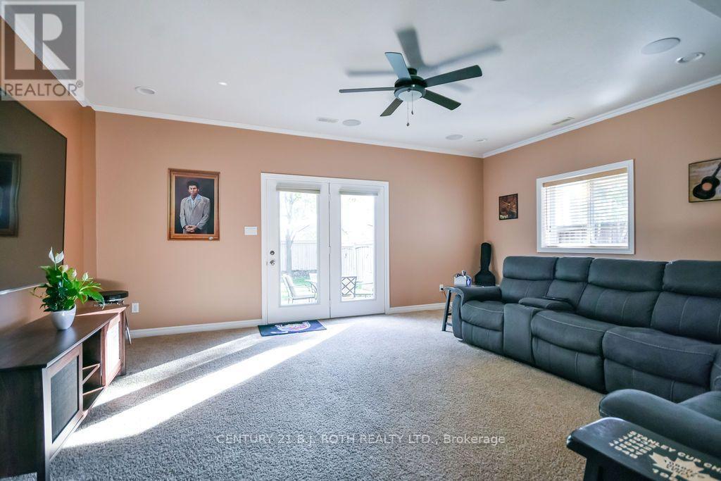 21 Armeda Clow Crescent, Essa, Ontario  L0M 1B2 - Photo 23 - N13837608