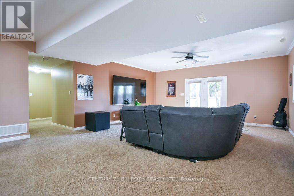 21 Armeda Clow Crescent, Essa, Ontario  L0M 1B2 - Photo 24 - N13837608