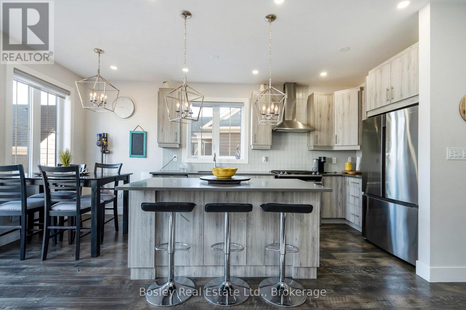 207 Courtland Street, Blue Mountains, Ontario  L9Y 4E2 - Photo 7 - X13837584