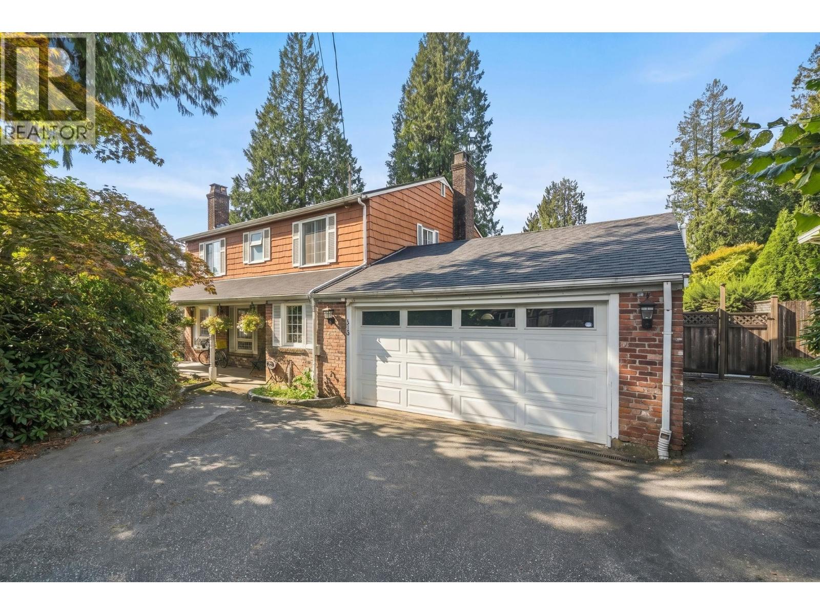 416 FAIRWAY STREET, Coquitlam, British Columbia