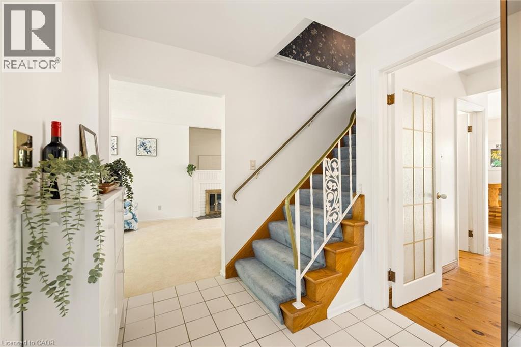 351 Craigleith Drive, Waterloo, Ontario  N2L 5B5 - Photo 7 - 40863422