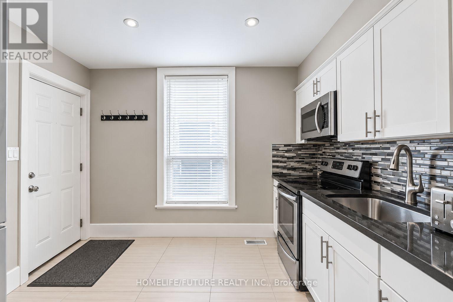 181 West Avenue, Hamilton (Landsdale), Ontario  L8L 5C7 - Photo 16 - X13837554