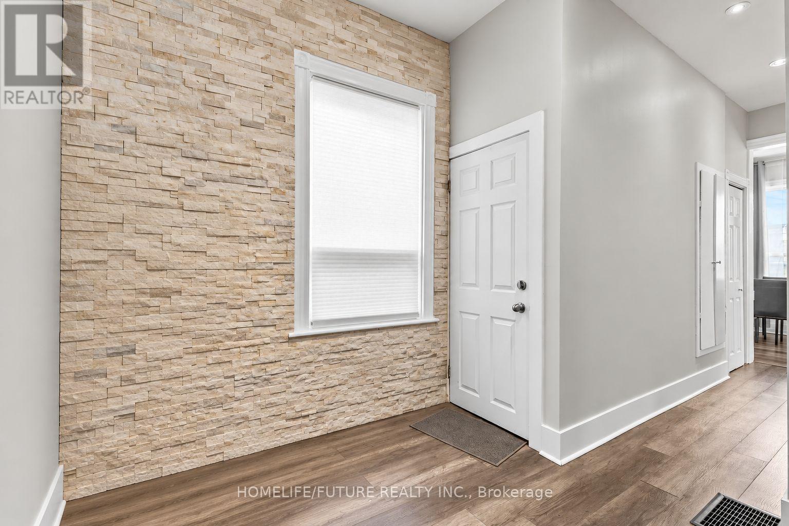 181 West Avenue, Hamilton (Landsdale), Ontario  L8L 5C7 - Photo 5 - X13837554