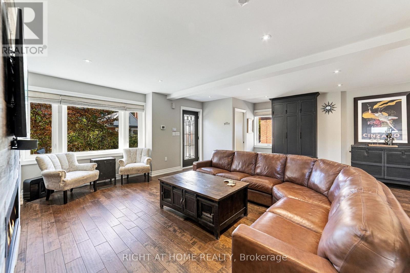 58 Uplands Avenue, Hamilton, Ontario  L8S 3X8 - Photo 4 - X13837572