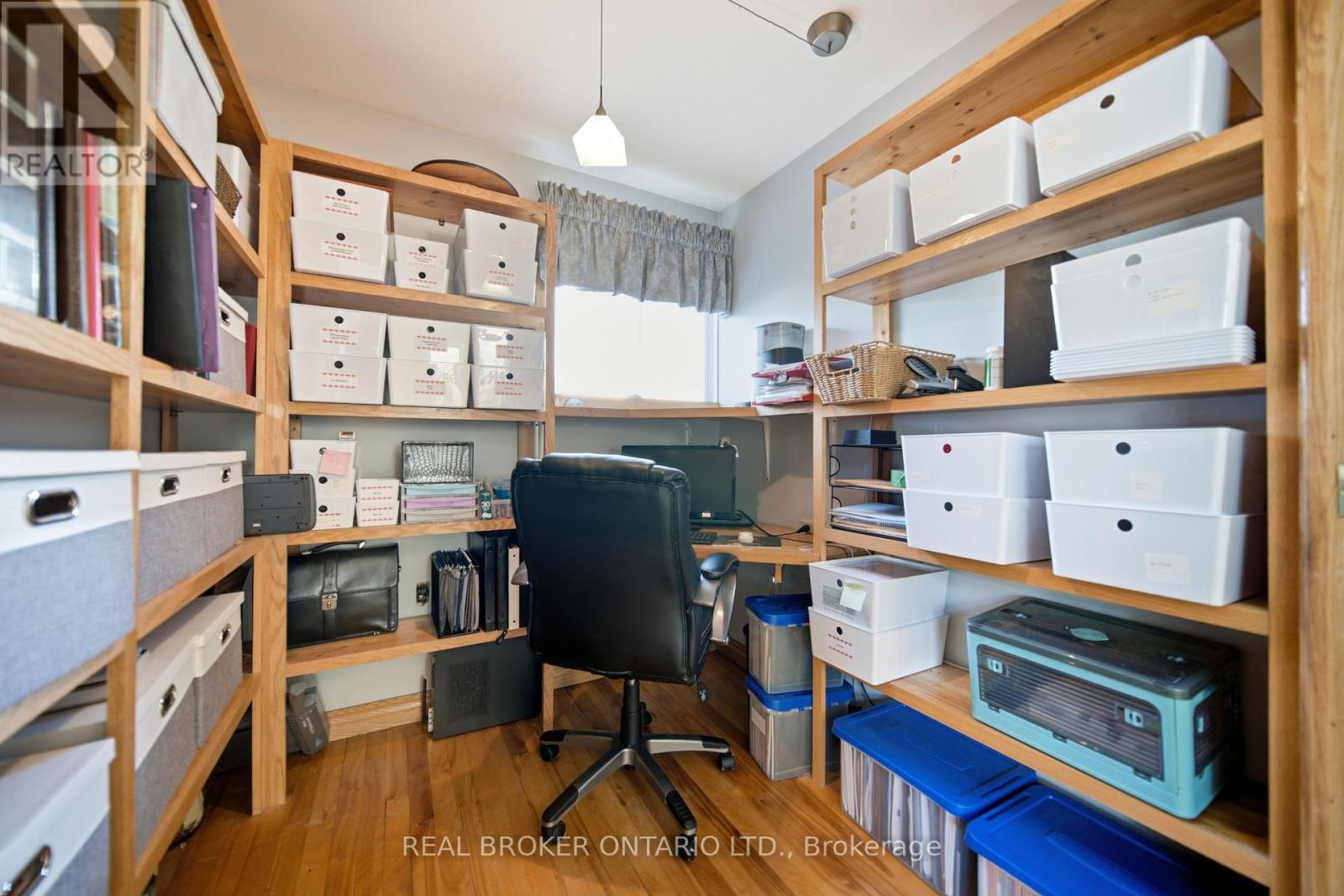 35 Perth Road, Kitchener, Ontario  N2M 3G6 - Photo 7 - X13837578
