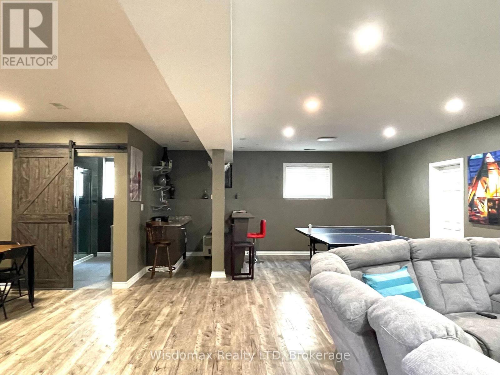 8272 Woodsview Crescent, Niagara Falls, Ontario  L2H 3G1 - Photo 15 - X13821894