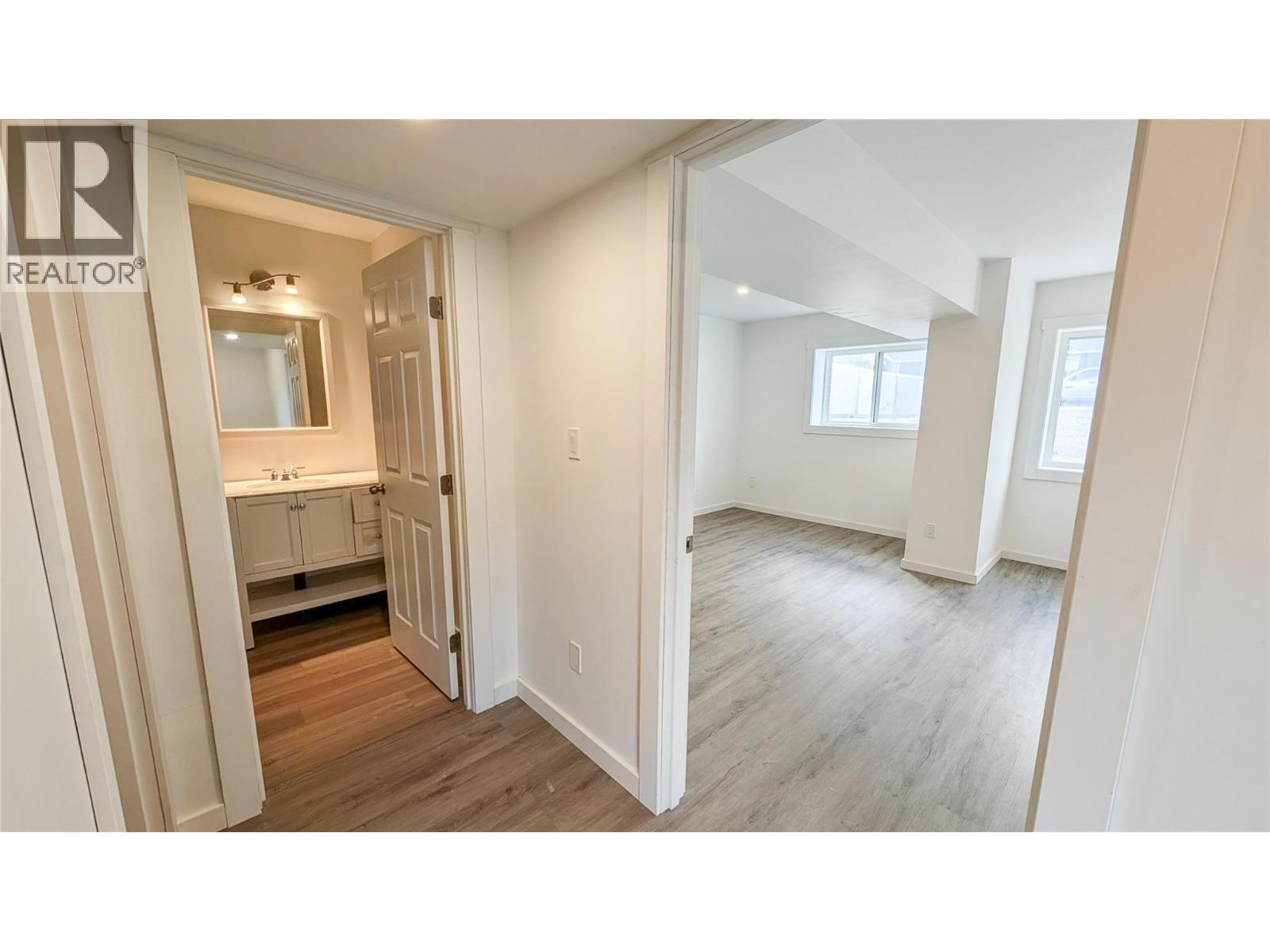 4811 Crescentwood Drive, Edgewater, British Columbia  V0A 1E0 - Photo 35 - 10402139