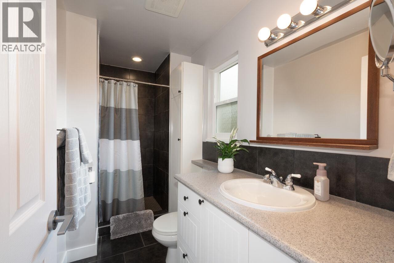 3216 Savary Avenue, Coquitlam, British Columbia  V3E 1M3 - Photo 19 - R3170299