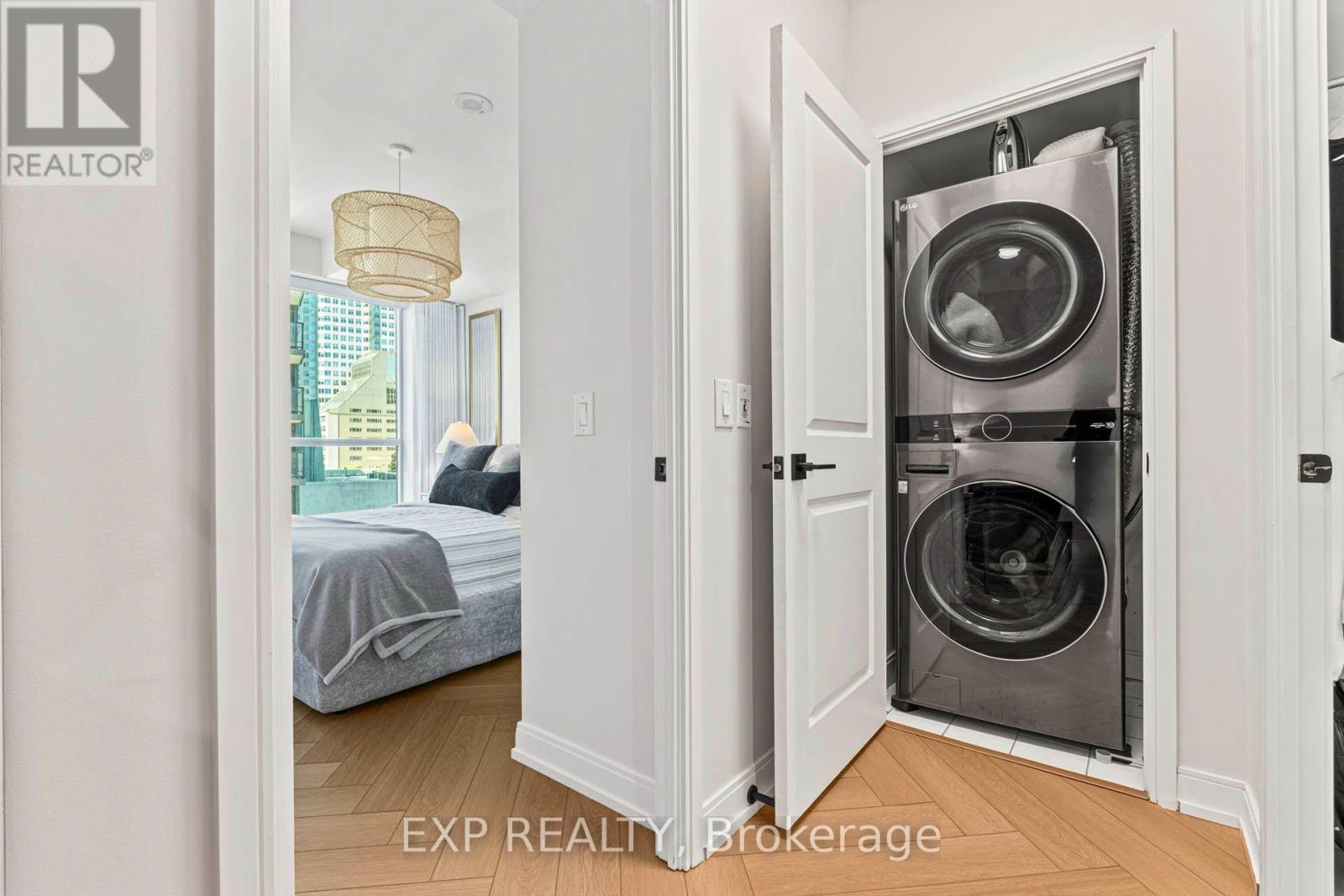 604 - 38 The Esplanade Avenue, Toronto, Ontario  M5E 1A5 - Photo 14 - C13837632